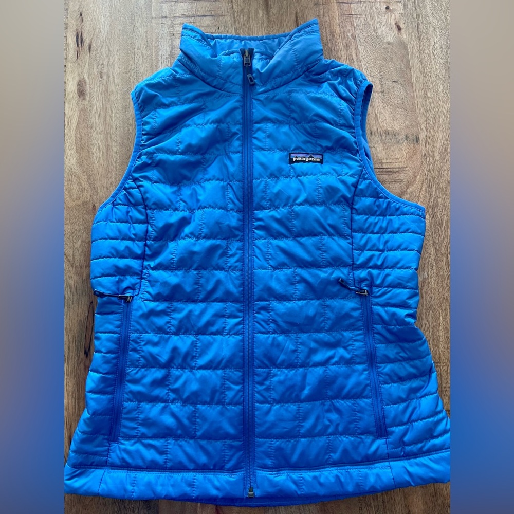 Women’s Patagonia Blue Nano Puff Vest (M)